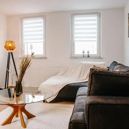 Modern & Black - - Netflix - Wifi - 4 Person * Bochum